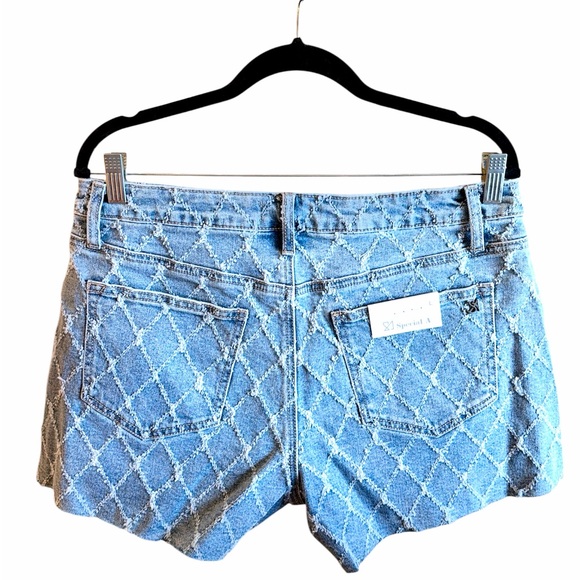 Special A Shorts Size Large Medium Blue Wash Diamond Stitch Pattern NWT - Picture 5 of 11